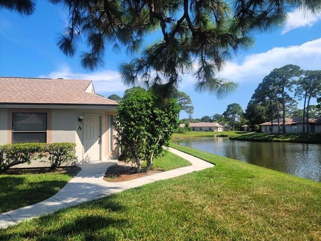2819 Stoneway Lane A, sold in Stones Throw Townhomes, Fort Pierce, FL