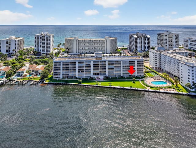3100 S Ocean Boulevard 102, sold in Penthouse Highlands Condo, Highland Beach, FL