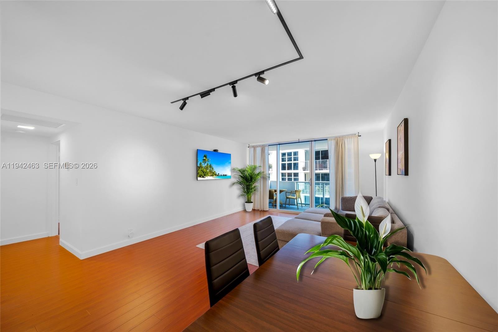1200 West Avenue 422 — photo 3
