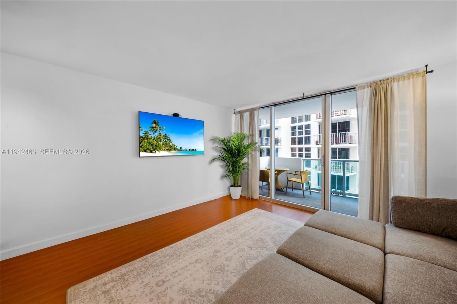 1200 West Avenue 422 — photo 4