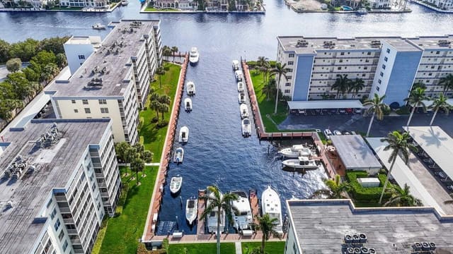 1 Harbourside Drive 1106, sold in Harbourside, Delray Beach, FL