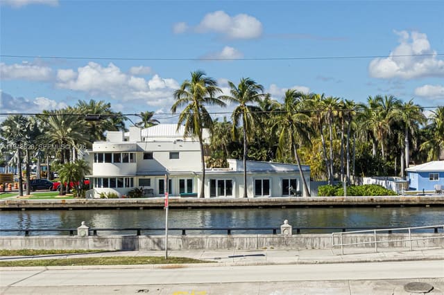 211 S Ocean Drive 205, Victoria Towers, Hollywood, FL
