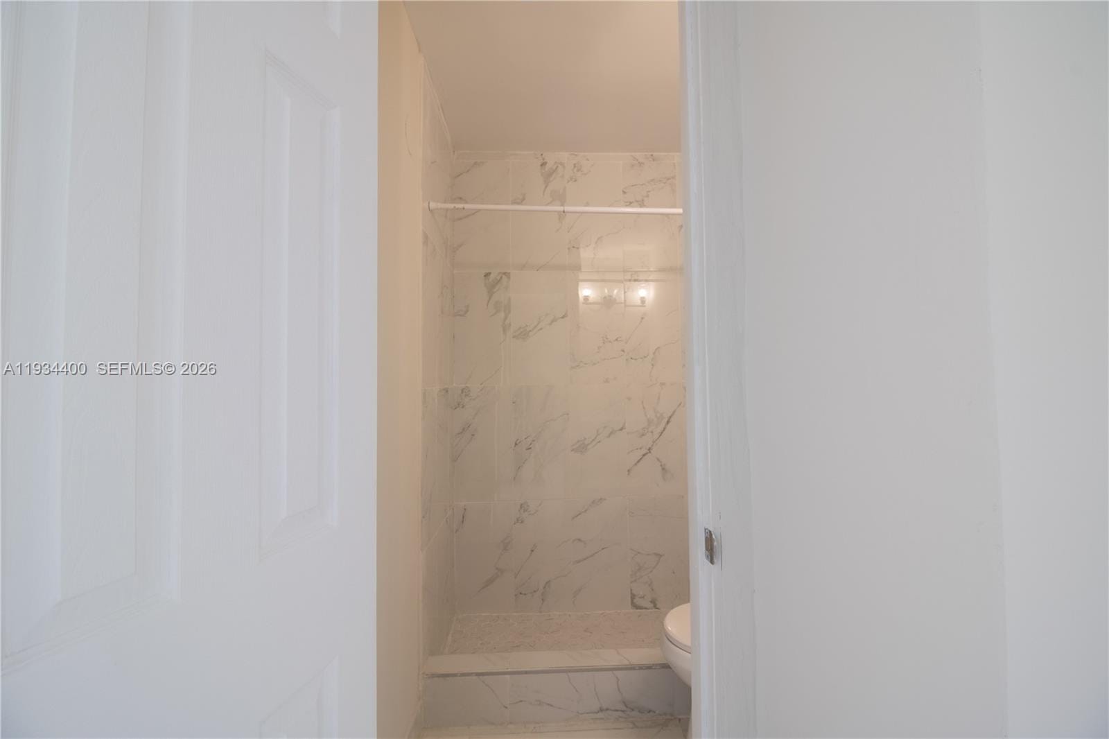 19807 SW 118th Place, Miami, FL 33177 photo 17