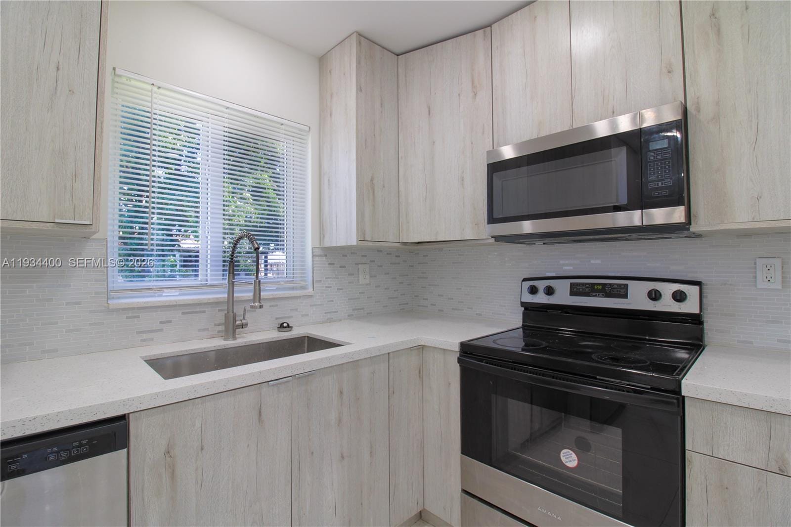 19807 SW 118th Place — photo 9