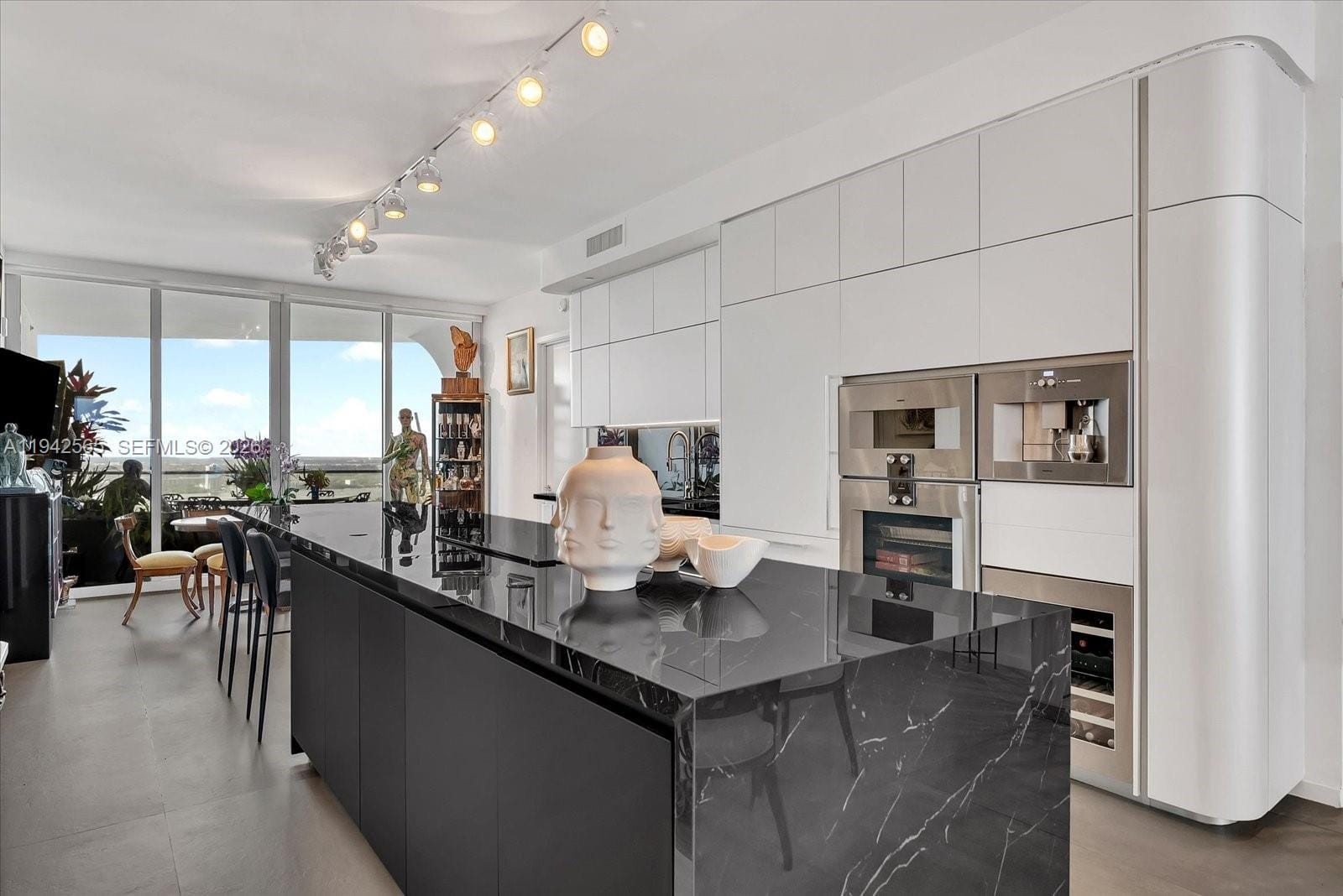16901 Collins Avenue 3803, Sunny Isles Beach, FL 33160 photo 11