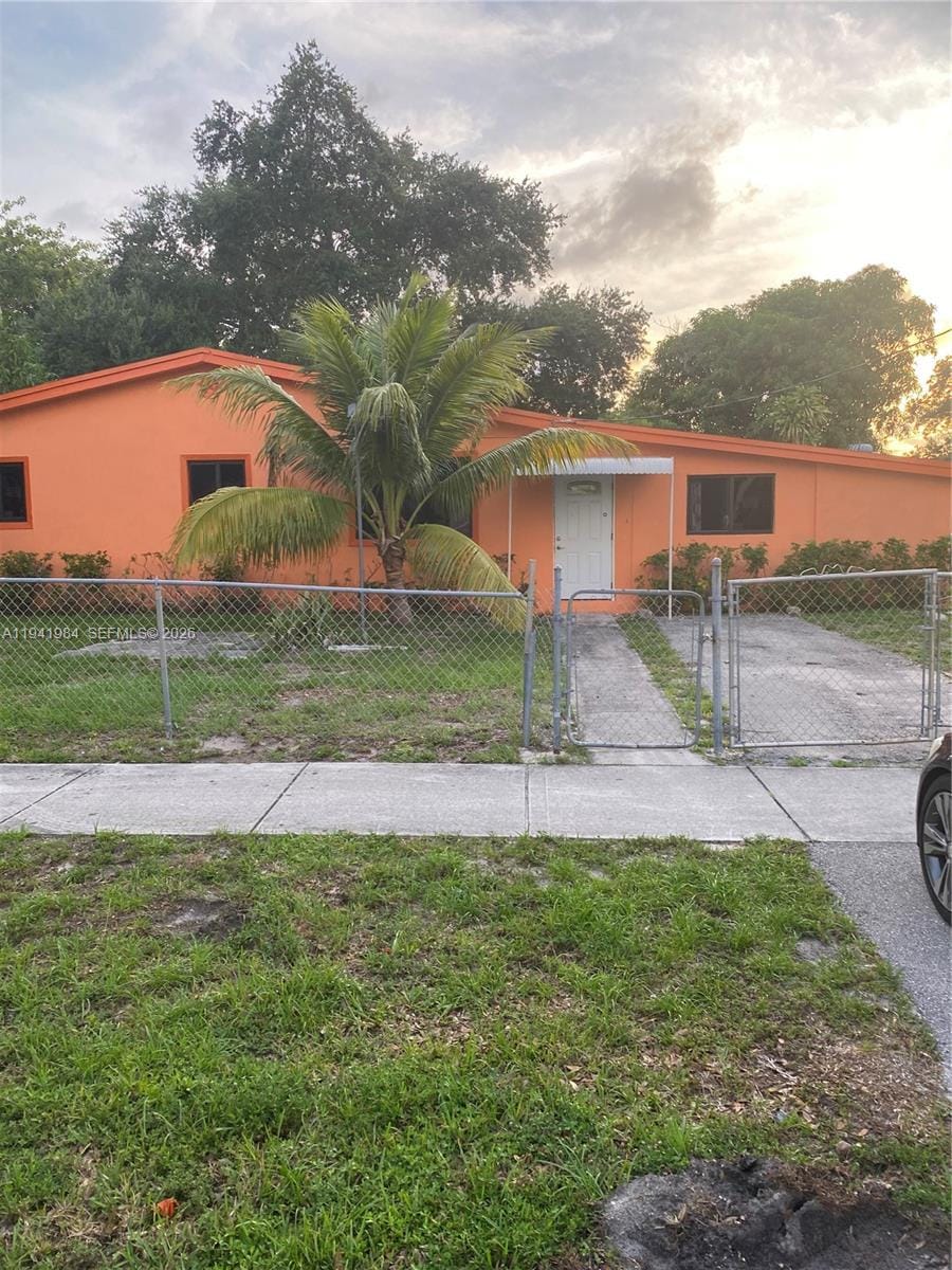 3300 SW 40th Avenue, West Park, FL 33023