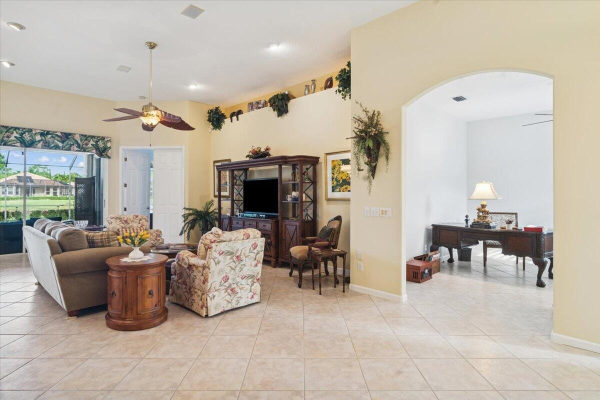 8437 Belfry Place — photo 7
