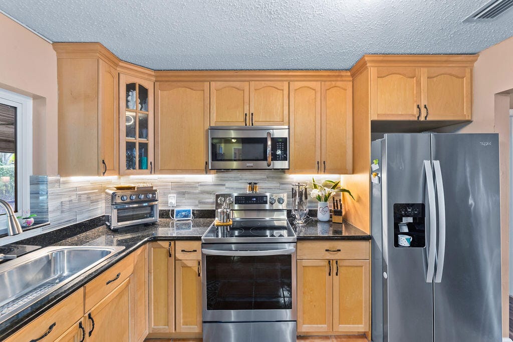 2531 NW 98th Way, Coral Springs, FL 33065 photo 20