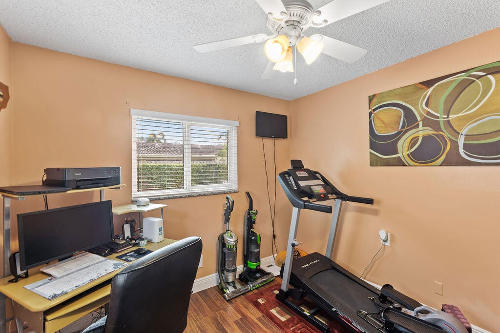 2531 NW 98th Way — photo 9