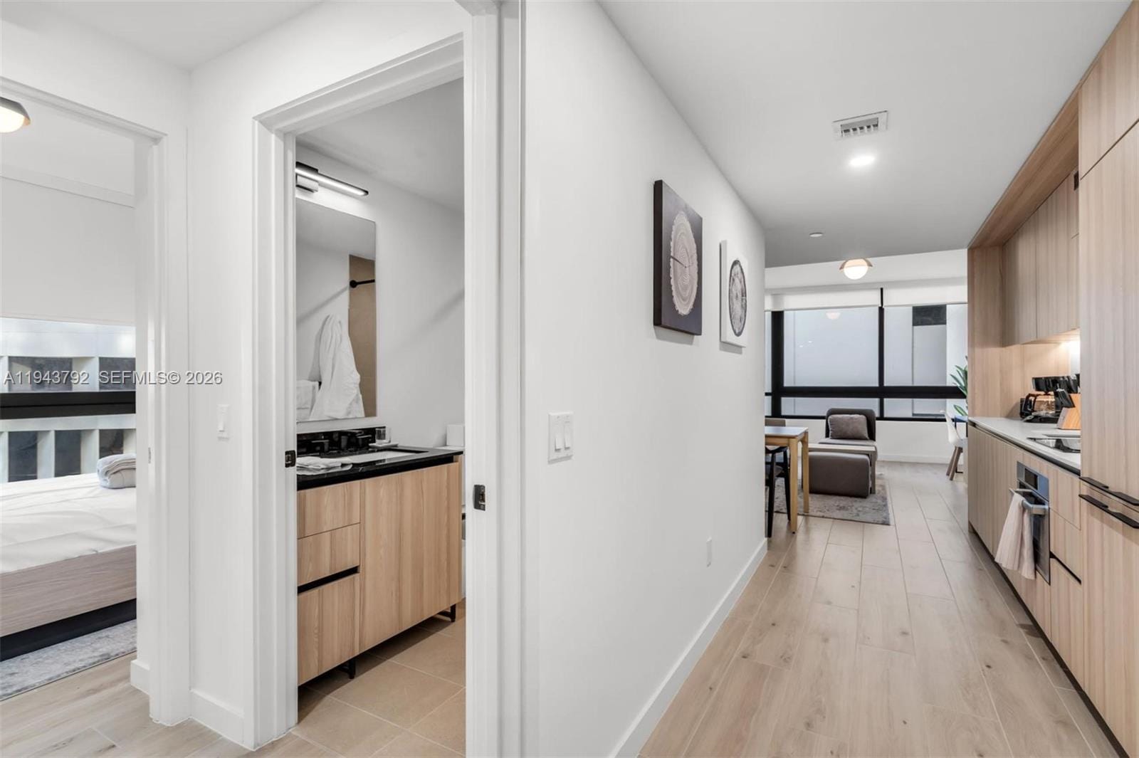 225 N Miami Avenue 301 — photo 2