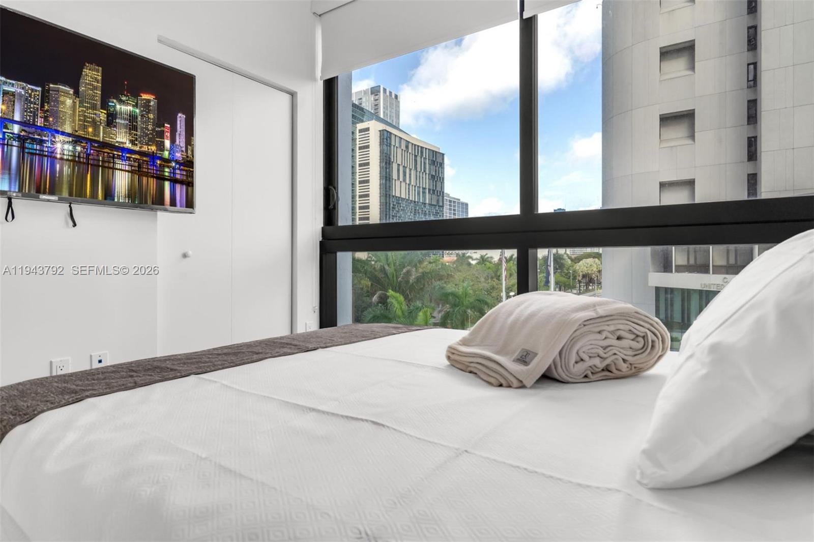 225 N Miami Avenue 301 — photo 12