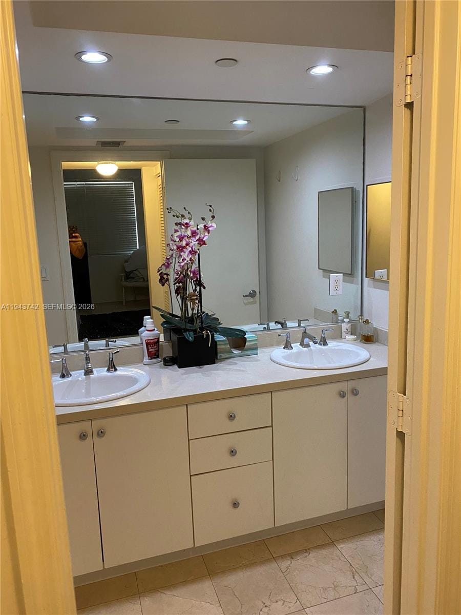 6917 Collins Avenue 426 — photo 6
