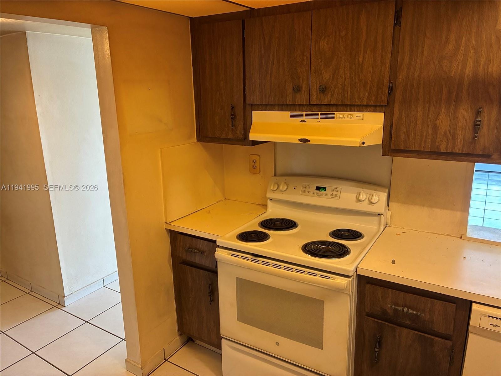 500 Three Islands Boulevard 619, Hallandale Beach, FL 33009 photo 2