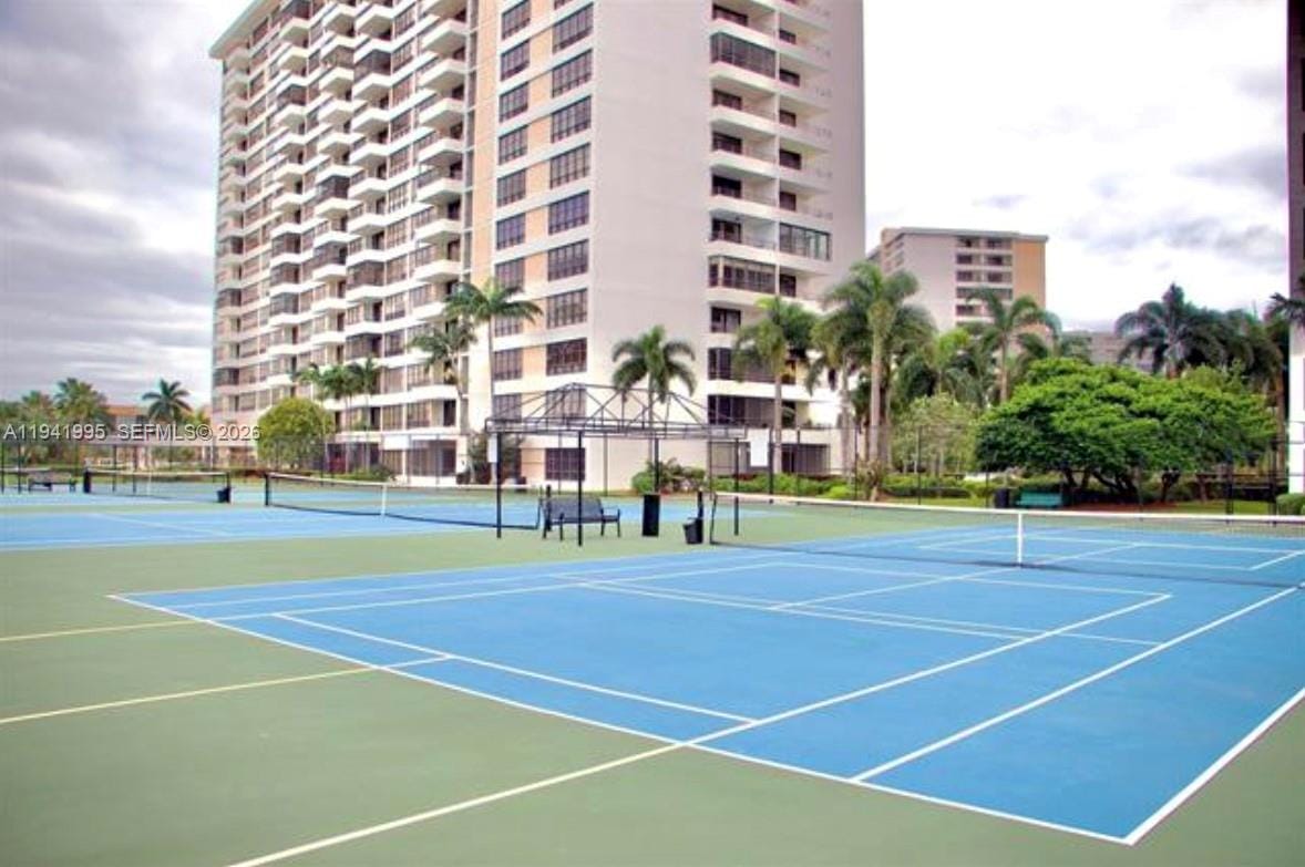 500 Three Islands Boulevard 619, Hallandale Beach, FL 33009 photo 20