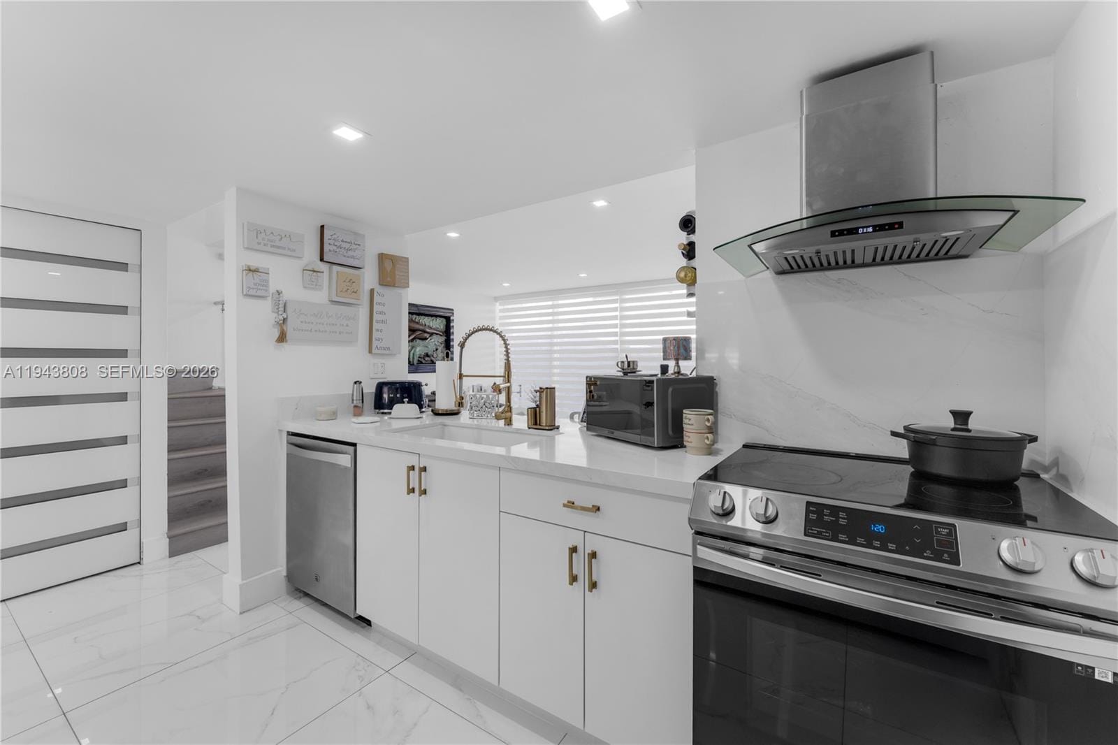 13835 SW 84th Street 503 — photo 7