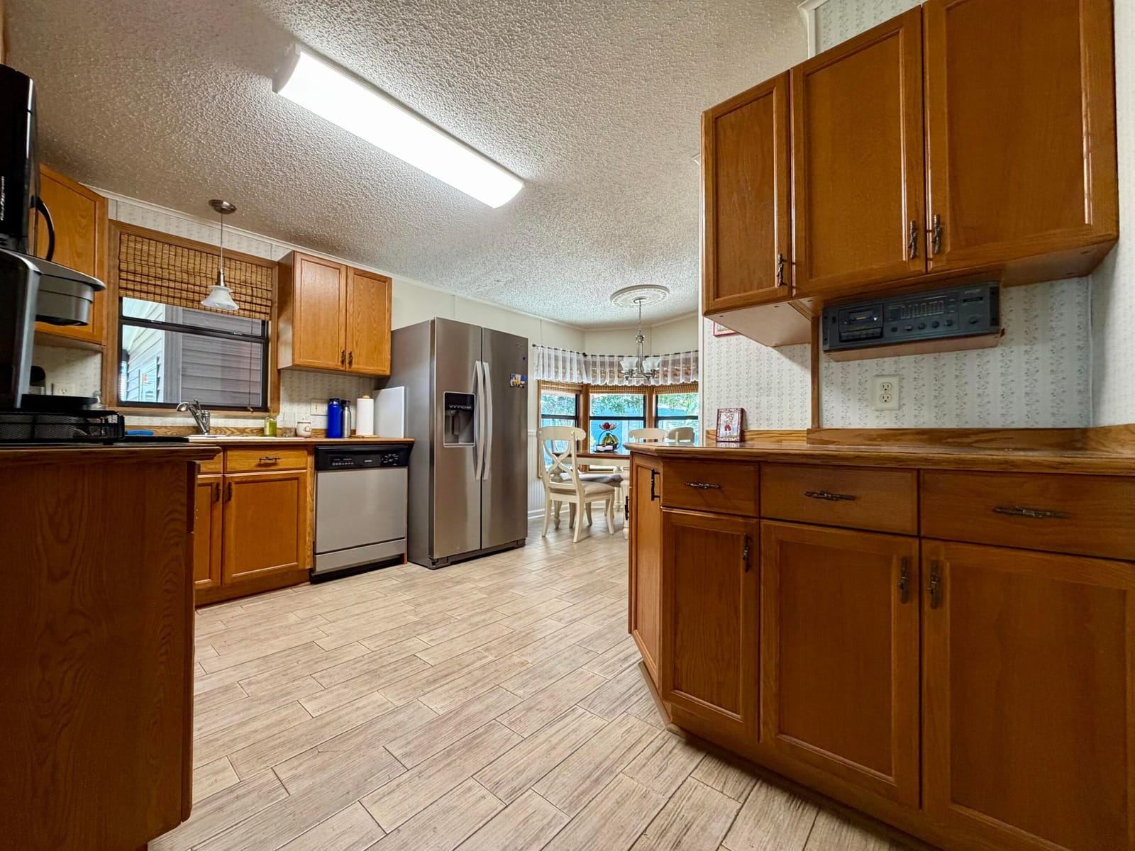 13975 Clavell Avenue — photo 6