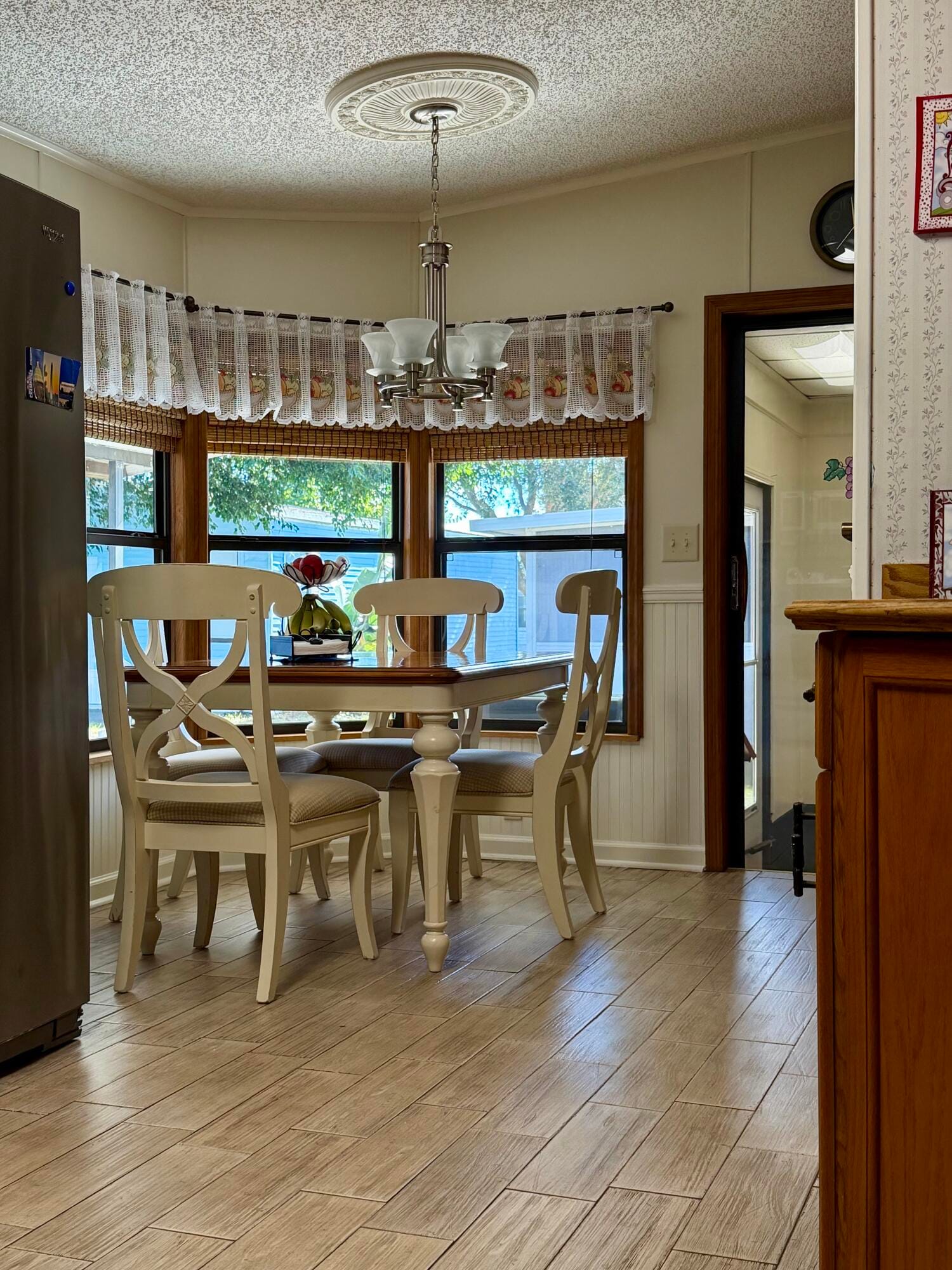 13975 Clavell Avenue — photo 8