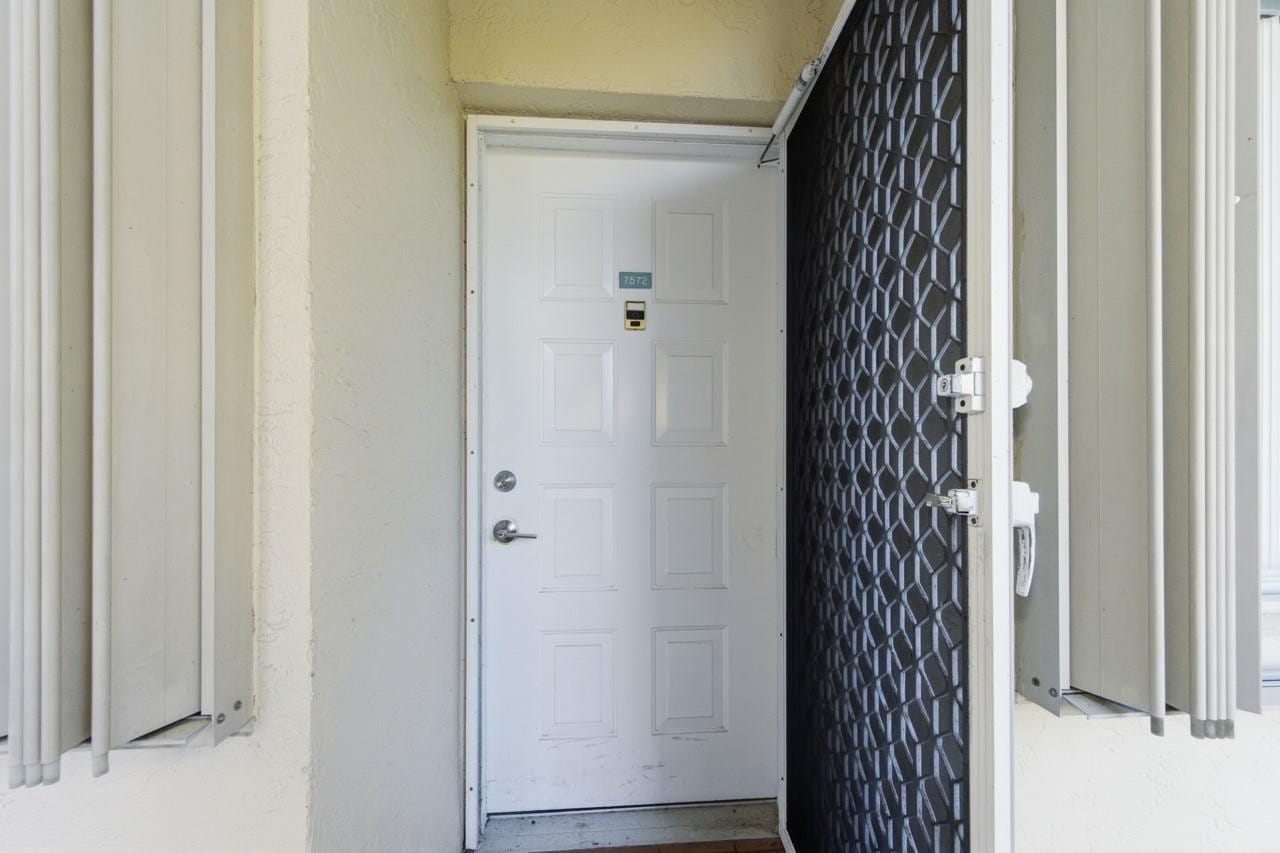 7572 Trent Drive 311 — photo 9