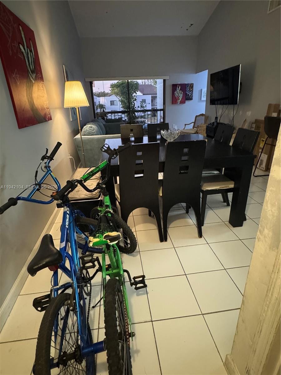 9421 Fontainebleau Boulevard 204 — photo 4