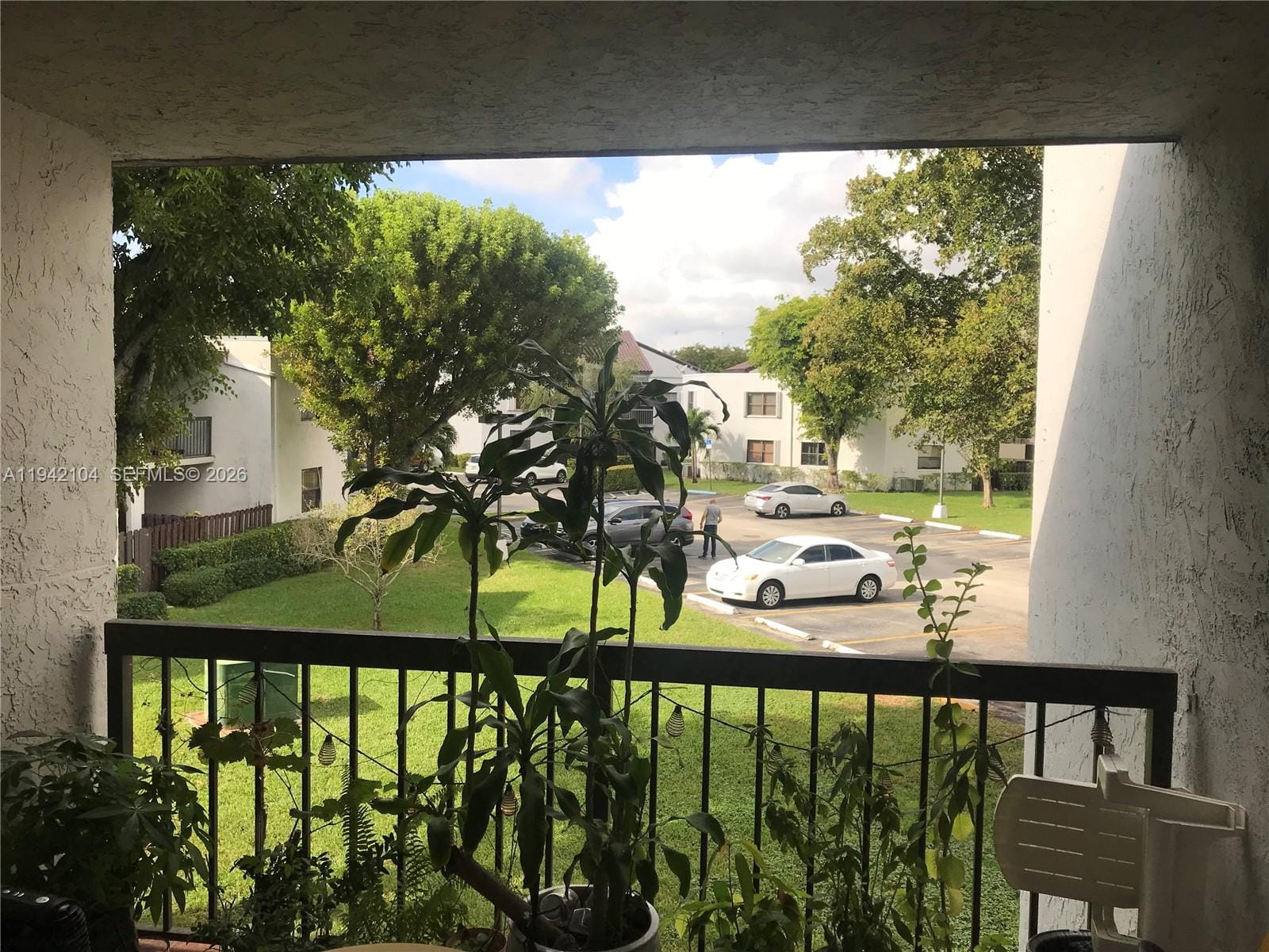 9421 Fontainebleau Boulevard 204 — photo 10