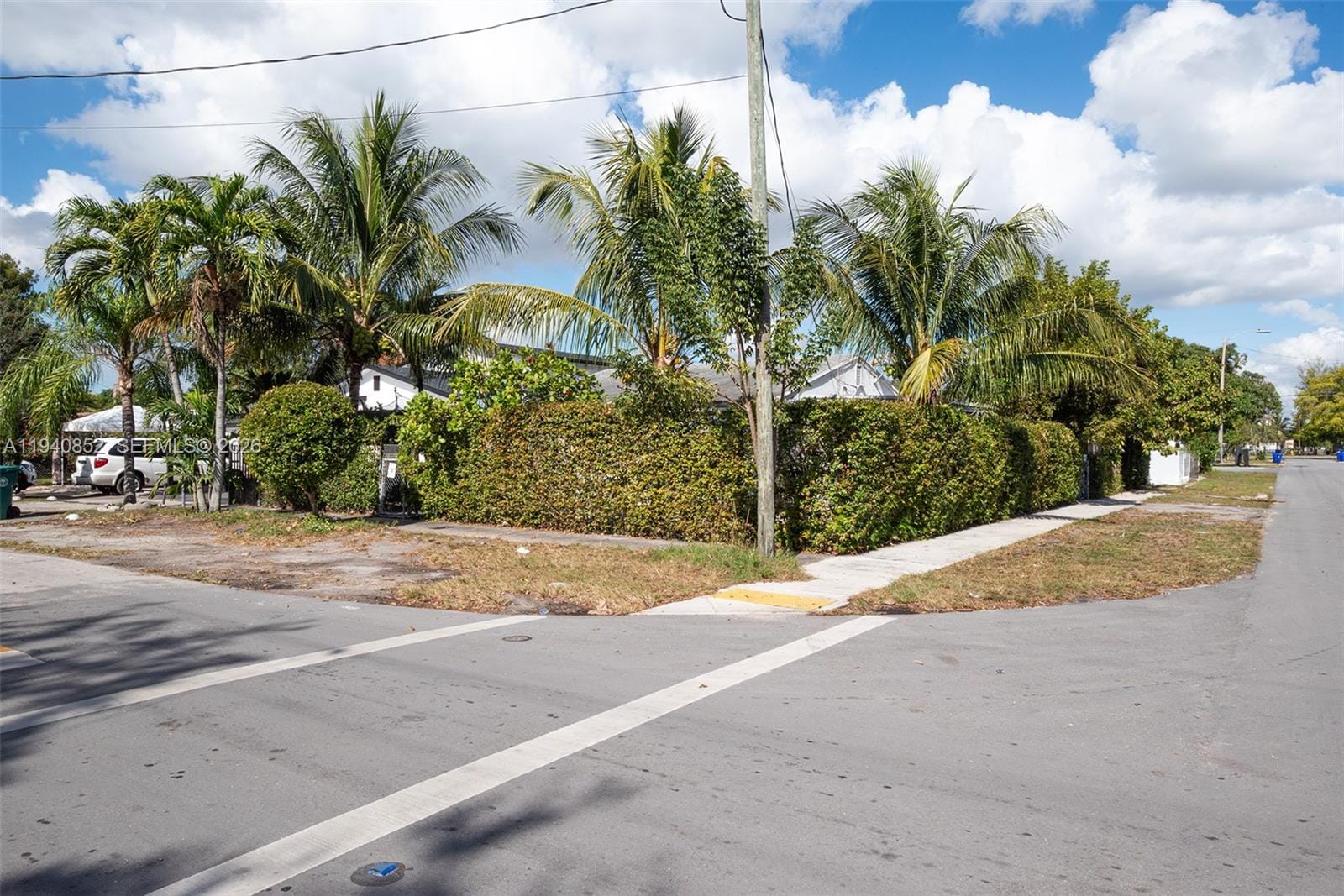 1401 NW 44th Street, Miami, FL 33142