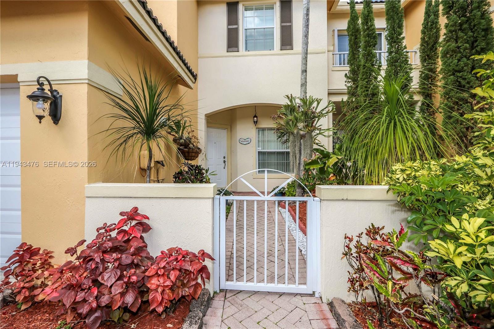 5542 NW 112th Court — photo 3