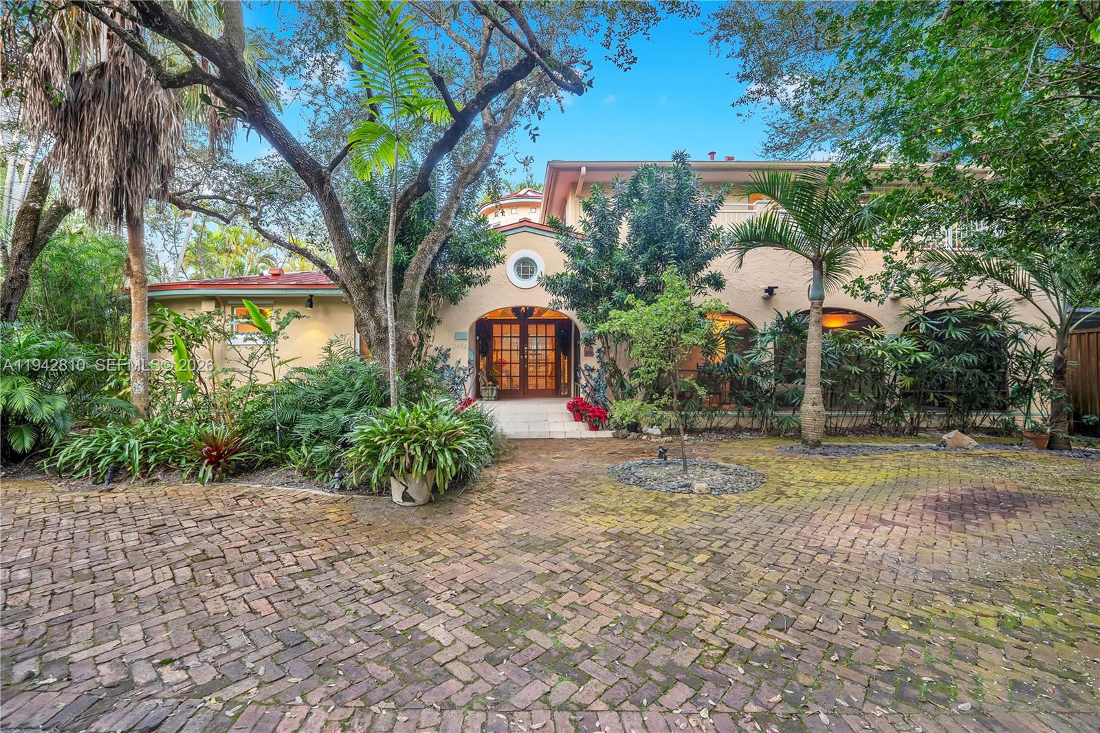 2496 Abaco Avenue, Miami, FL 33133, Miami