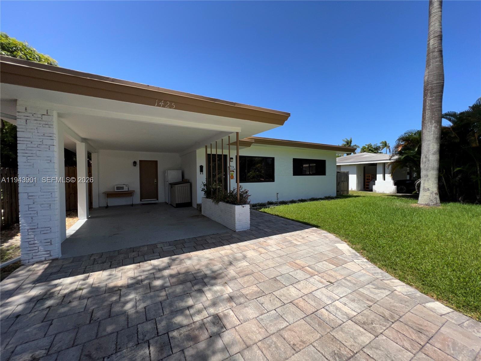 1425 Grant Street, Hollywood, FL 33020, Hollywood