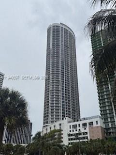1750 N Bayshore Drive 1714 — photo 8