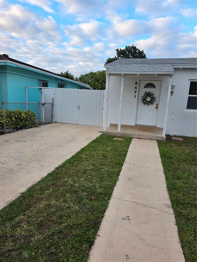 6471 SW 4th Street, Miami, FL 33144