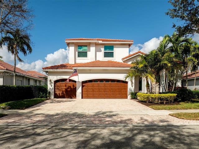 2763 Oakbrook Drive, sold in Sector 7 South, Weston, FL