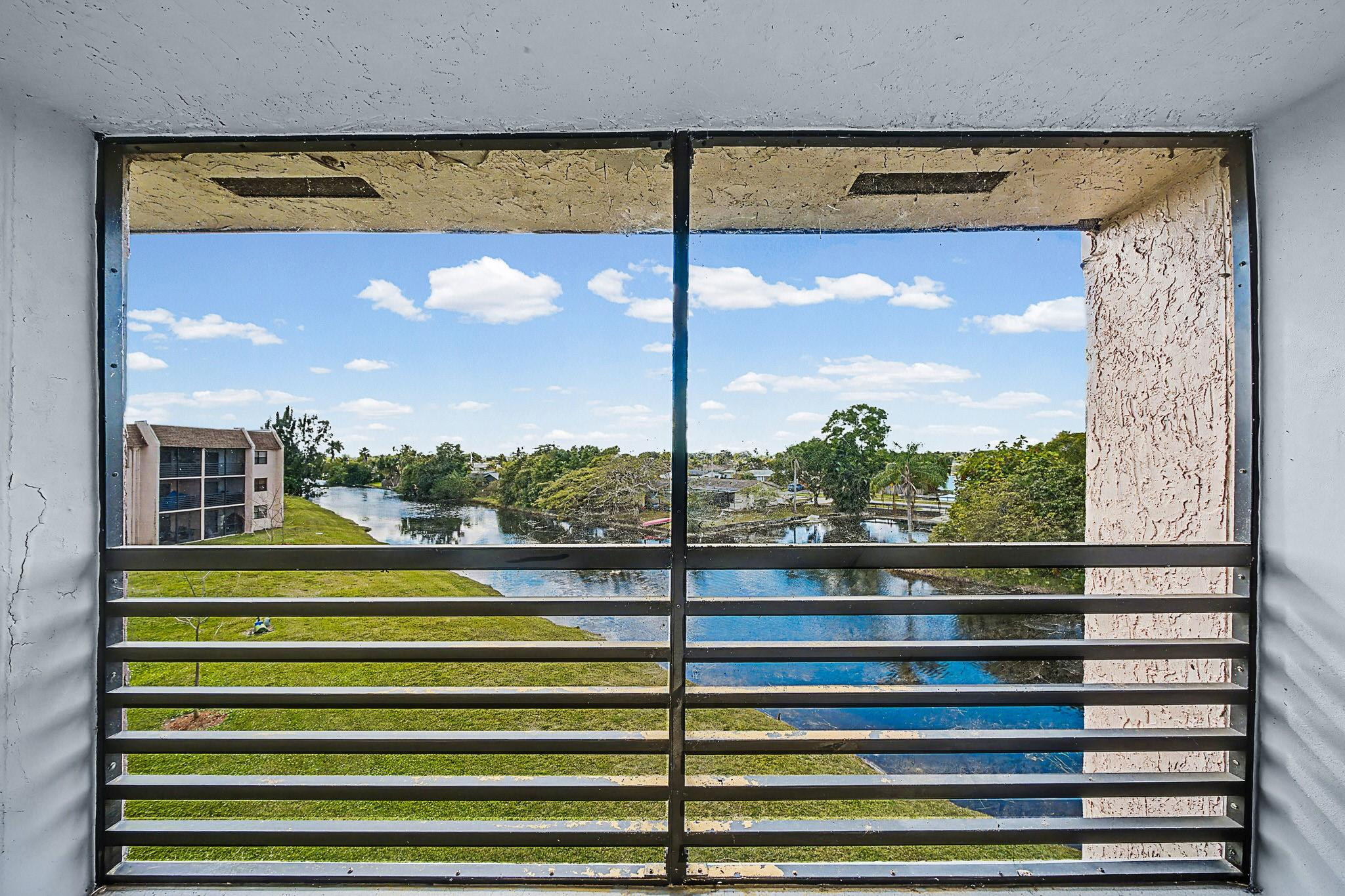 10466 Sunrise Lakes Boulevard 312, Sunrise, FL 33322, Sunrise