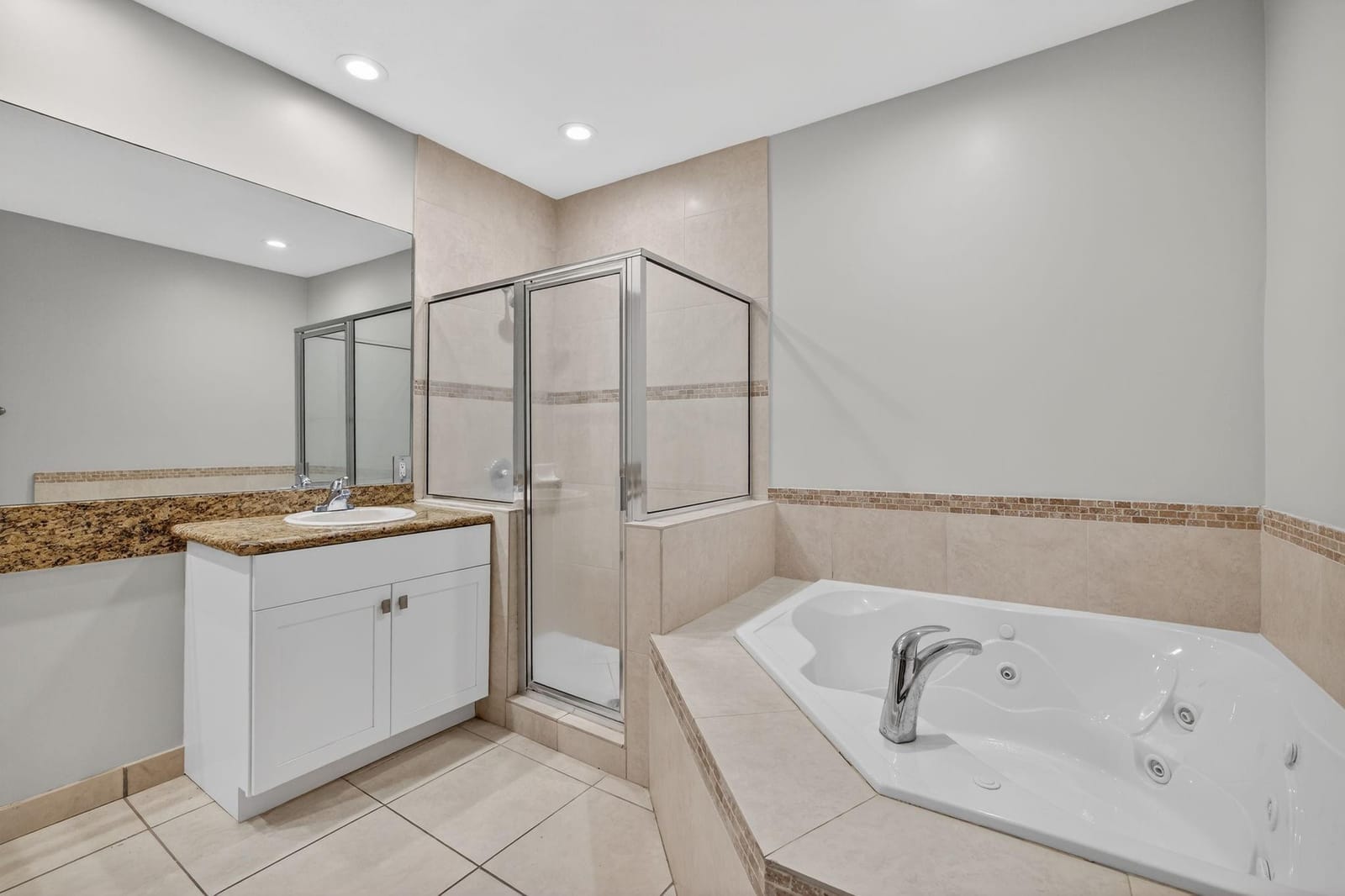 3024 NE 5th Terrace 10, Wilton Manors, FL 33334 photo 20