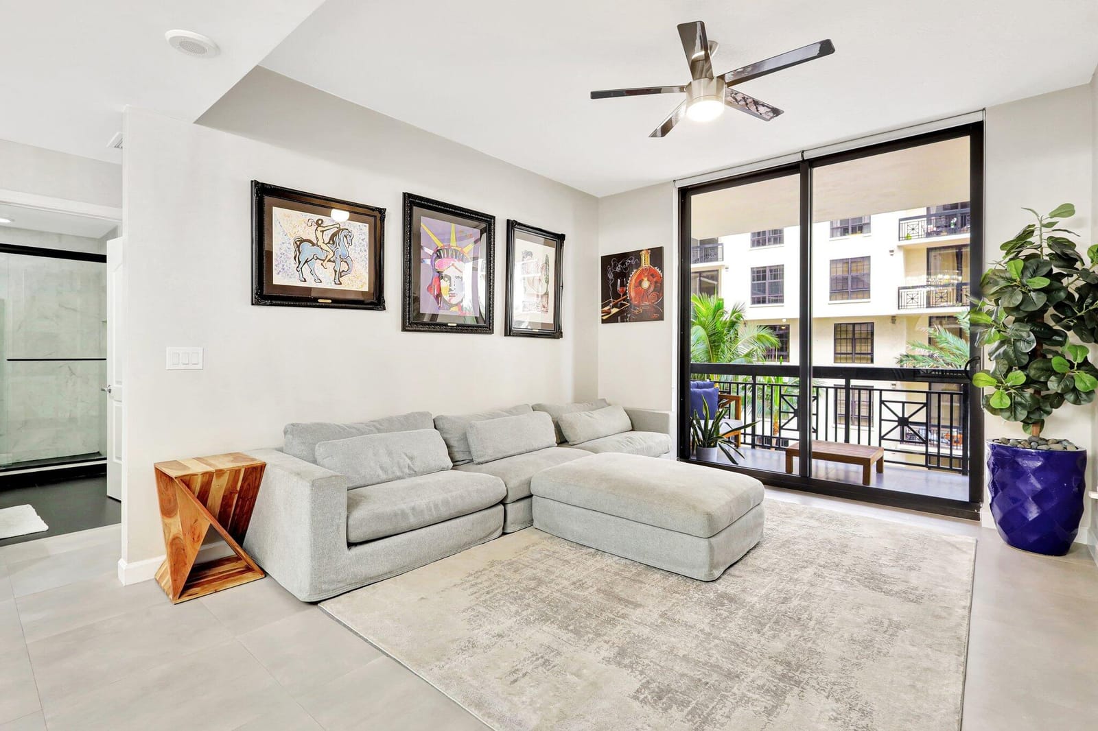 801 S Olive Avenue 1018, West Palm Beach, FL 33401 photo 3