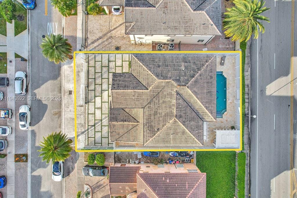 18061 NW 87th Court, Hialeah, FL 33018 photo 4