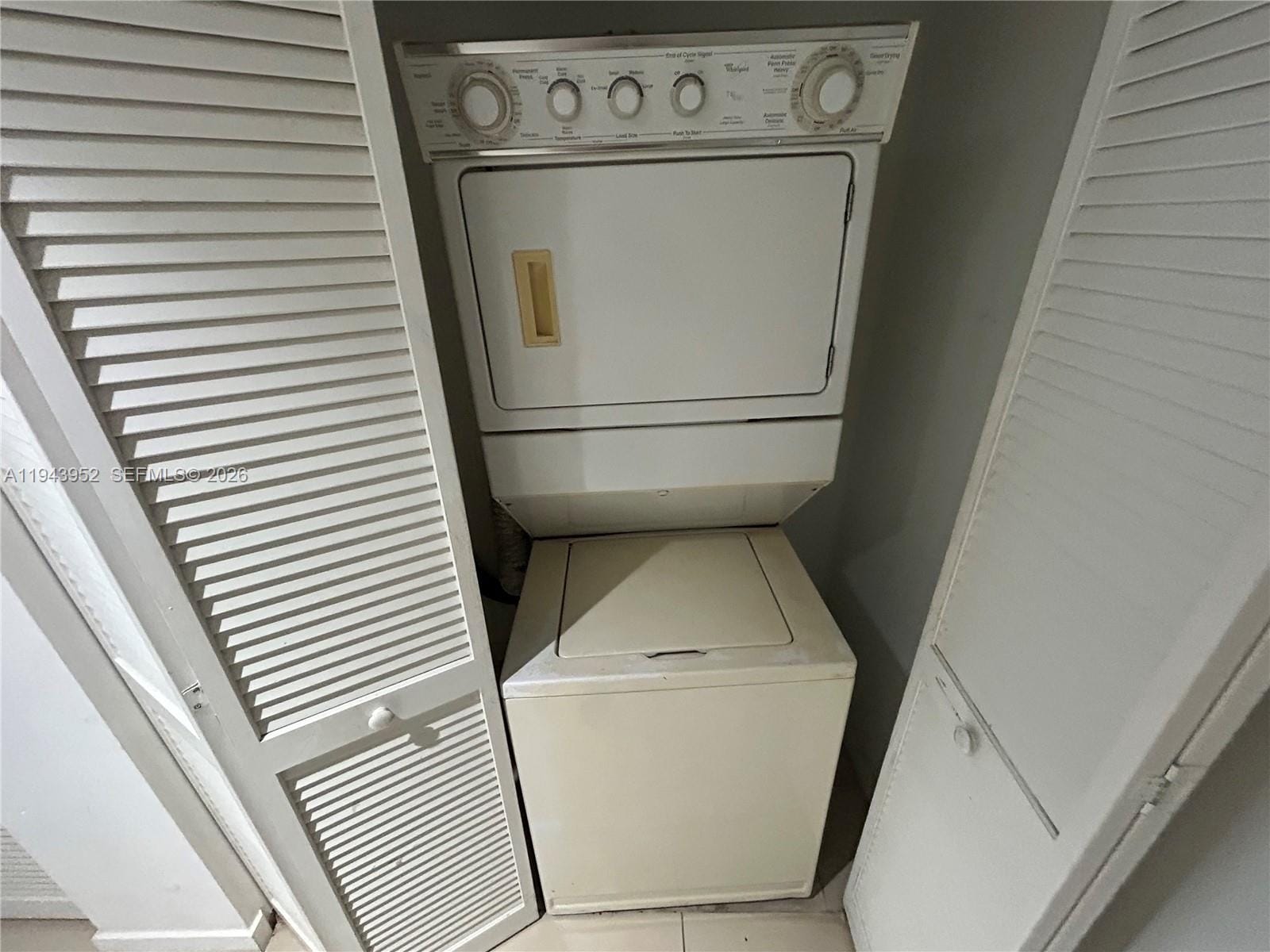 31 SE 6th Street 407, Miami, FL 33131 photo 20