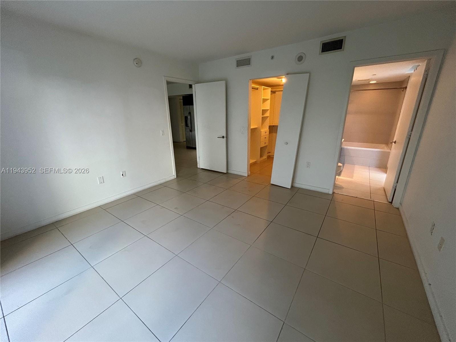 31 SE 6th Street 407 — photo 9