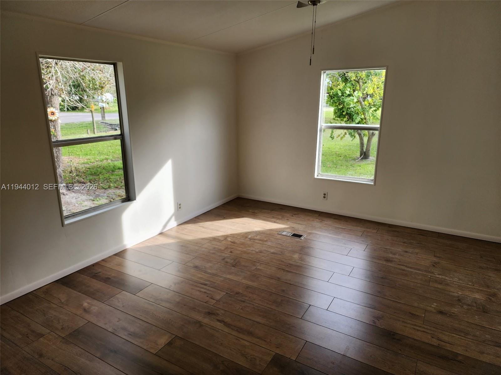3565 NW 10th Avenue — photo 11