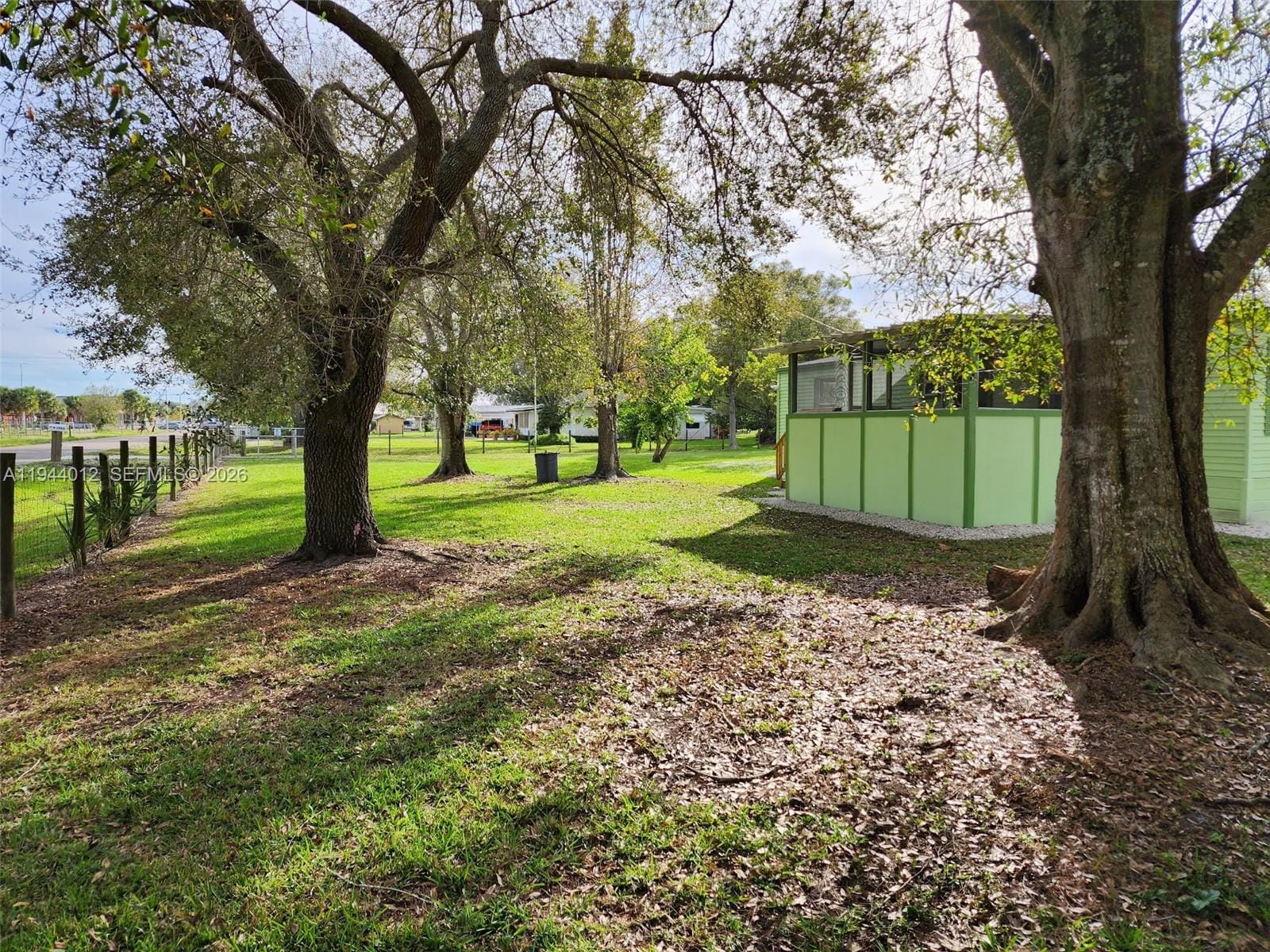 3565 NW 10th Avenue — photo 3