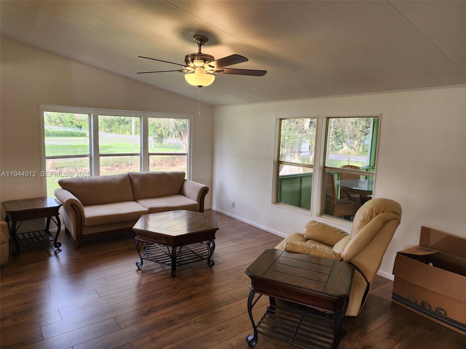 3565 NW 10th Avenue — photo 8