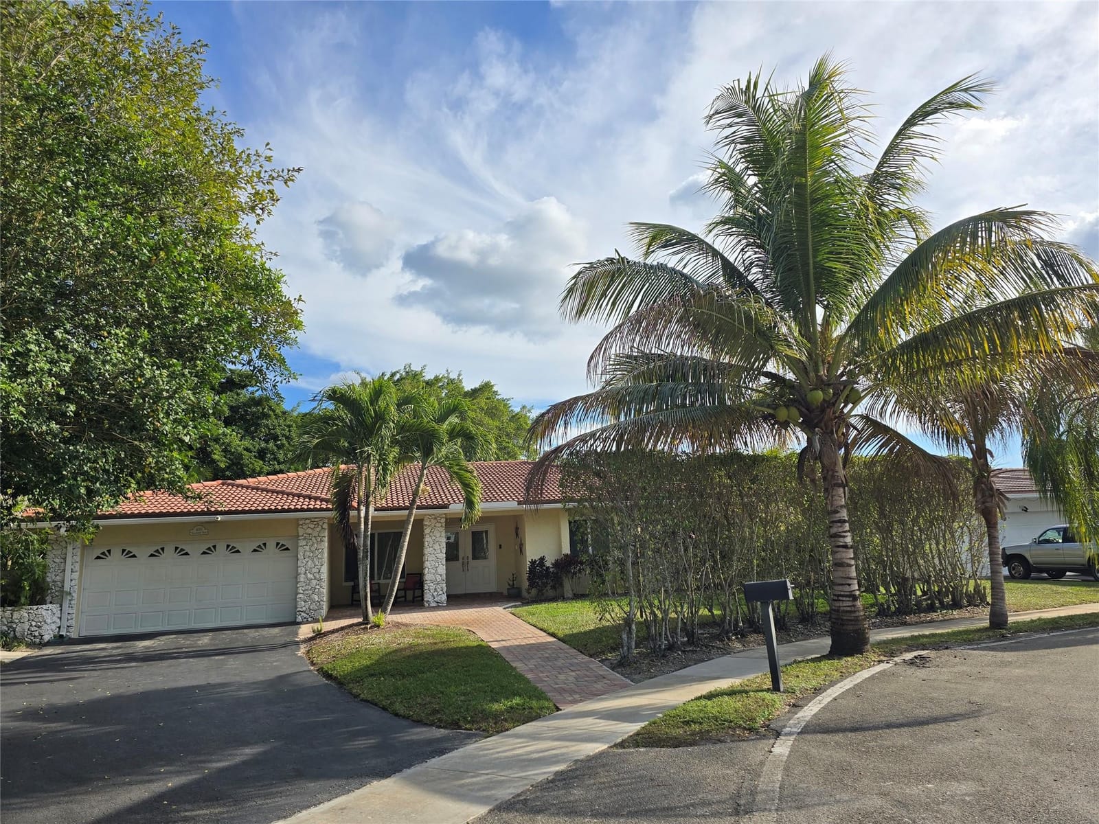 400 Bonaventure Boulevard — photo 2
