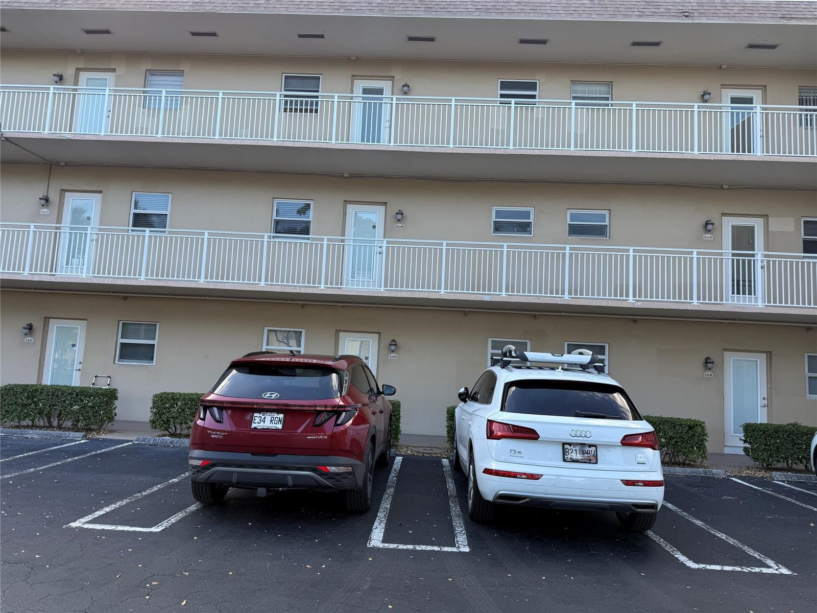 3431 NW 50th Avenue 304, Lauderdale Lakes, FL 33319 photo 15