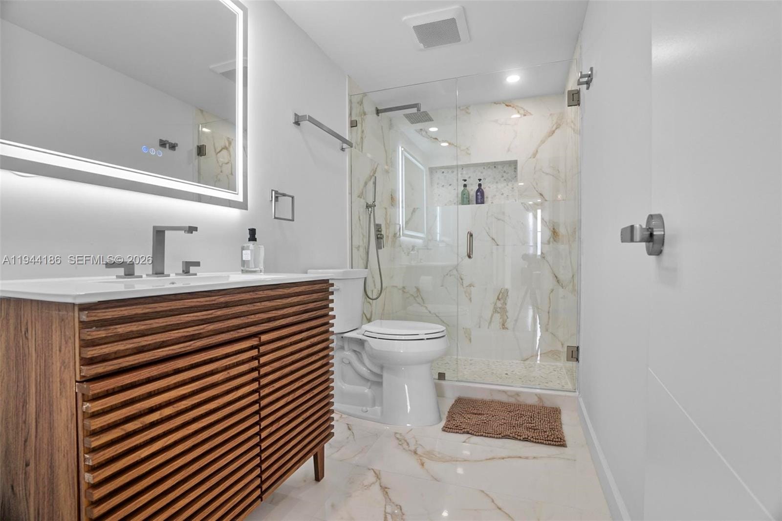 300 Bayview Drive 2108, Sunny Isles Beach, FL 33160 photo 14
