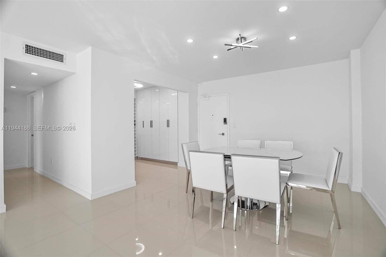 300 Bayview Drive 2108, Sunny Isles Beach, FL 33160 photo 3