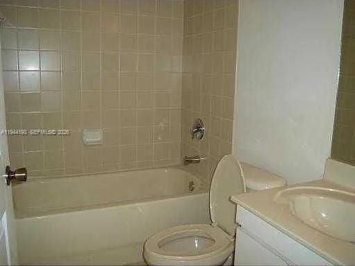 22901 SW 88th Place 106 — photo 6