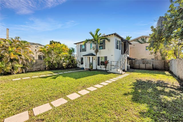 2612 SW 19th Terrace, sold in Grapeland Park, Miami, FL