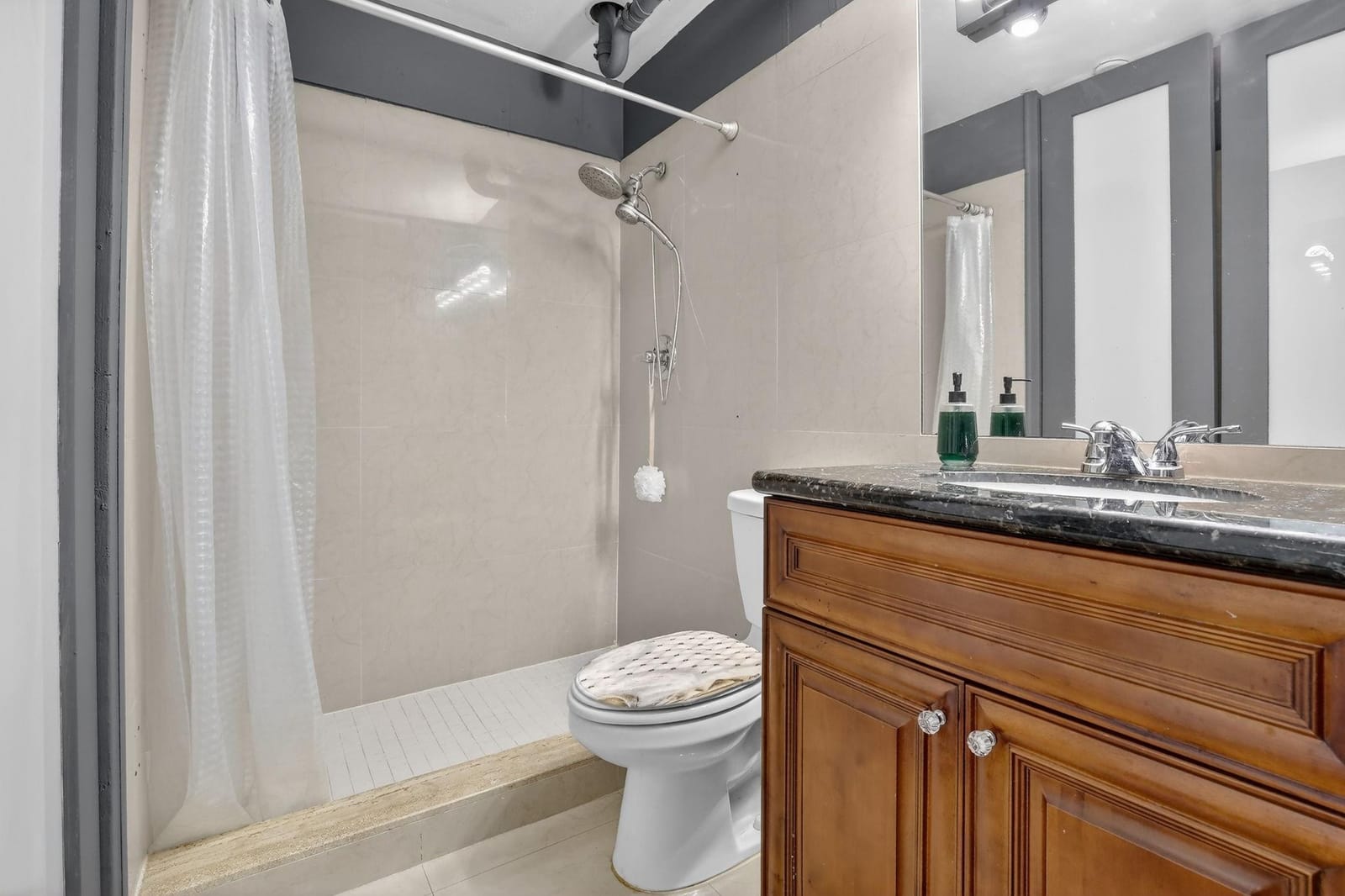 3050 NE 16th Avenue 207, Oakland Park, FL 33334 photo 17