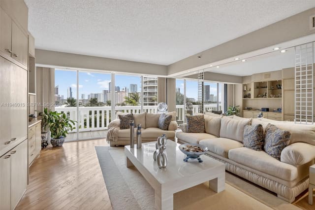 3000 Island Boulevard 502, 3000 Isl Blvd Williams Is, Aventura, FL
