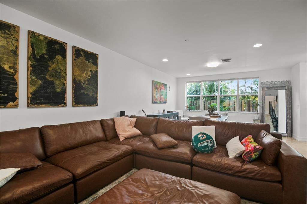 732 NE 15th Avenue, Fort Lauderdale, FL 33304 photo 14