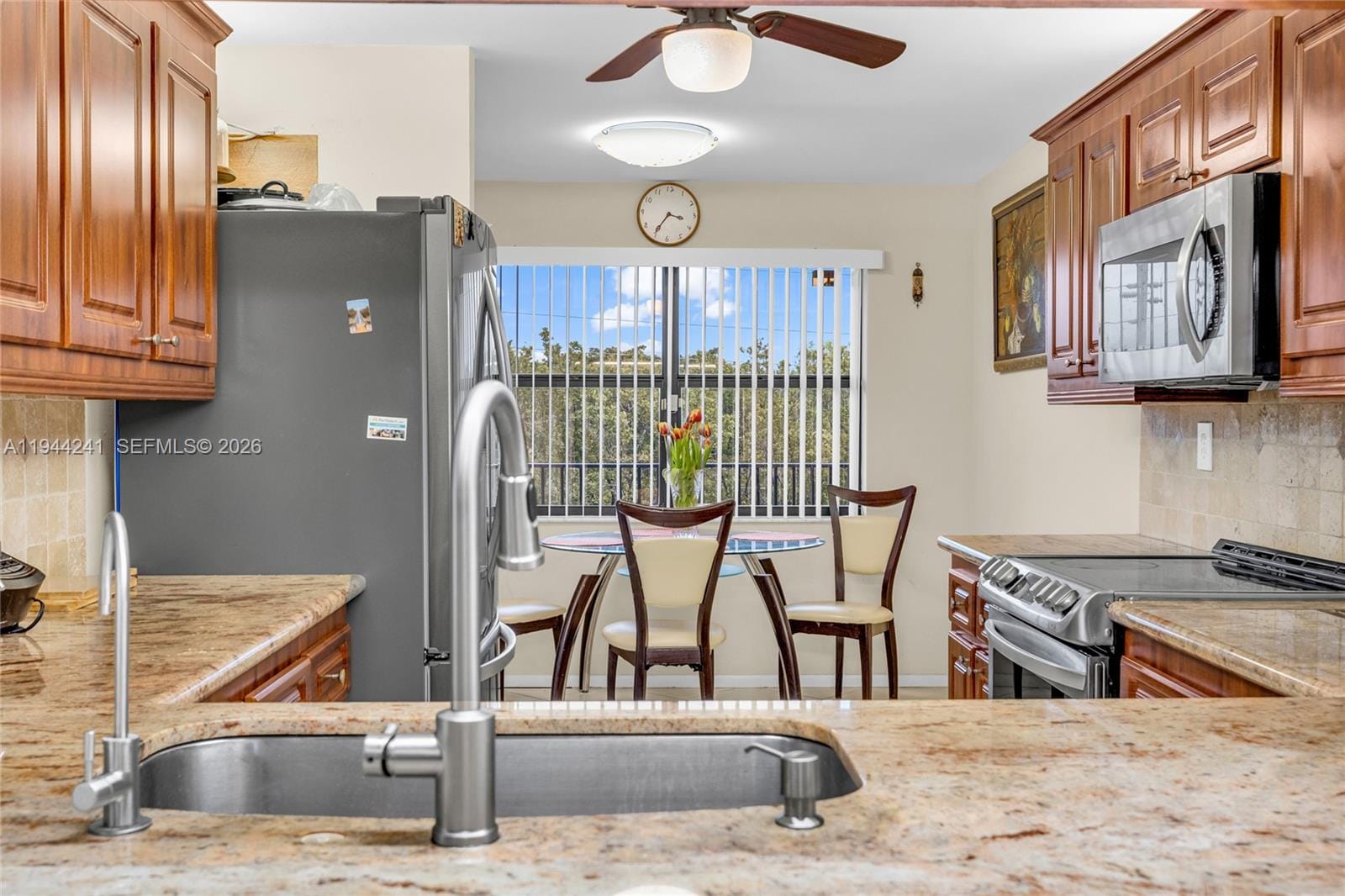 2981 N Nob Hill Road 406 — photo 9